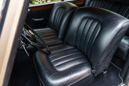 Rolls-Royce Silver Cloud III Continental FHC 21