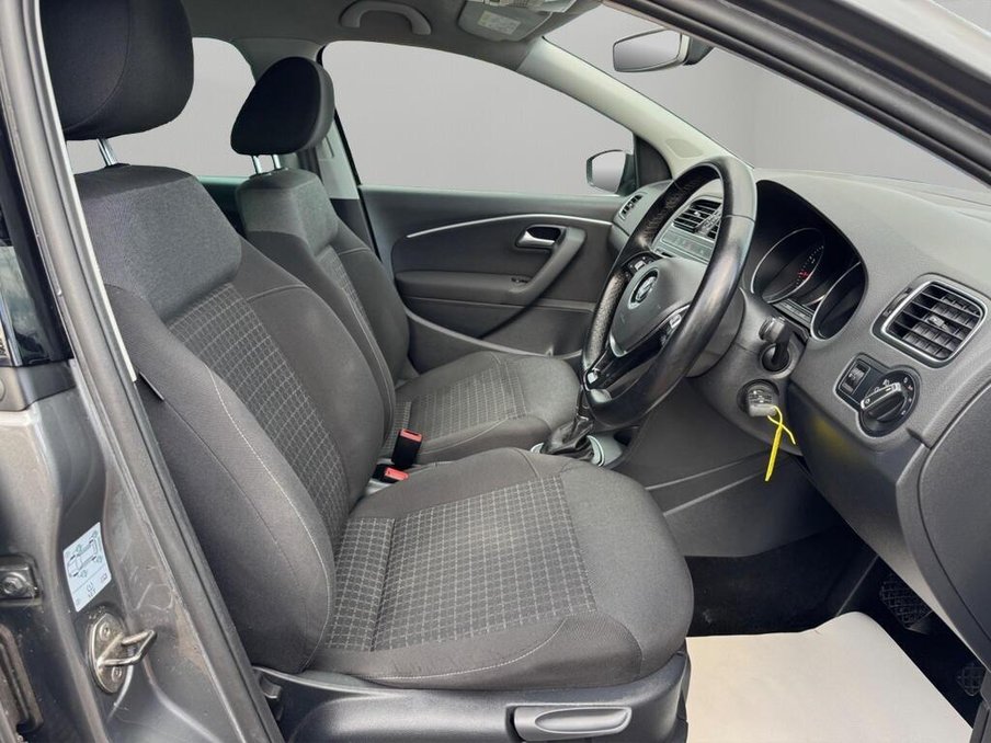 2017 Volkswagen Polo — image 10