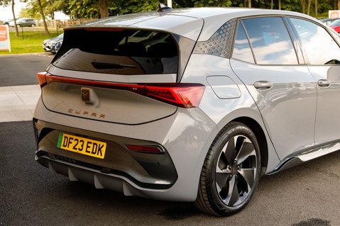 Cupra Born V2 9