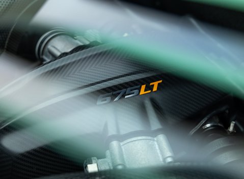 McLaren 675LT 50