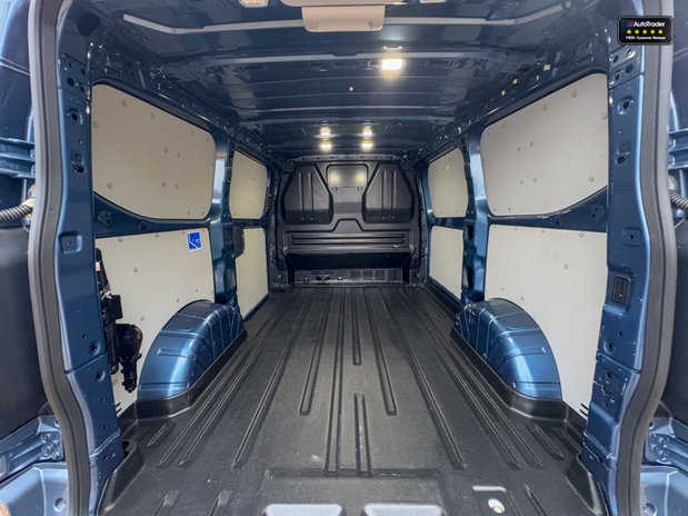 Ford Transit Custom LWB L2H1 [SOLD MM] Low Roof Prime 2900 Air Con Sensors EURO 6 NO VAT 9
