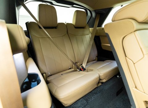 Land Rover Range Rover P400 Autobiography LWB 7 Seater 13