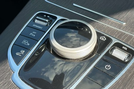 Mercedes-Benz C Class 2.0 C300e 13.5kWh AMG Line Edition Estate 5dr Petrol Plug-in Hybrid G-Troni 41