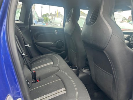 Mini Hatch COOPER SPORT 5