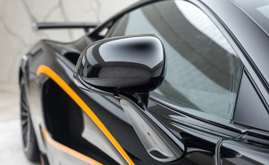 McLaren 620R 38