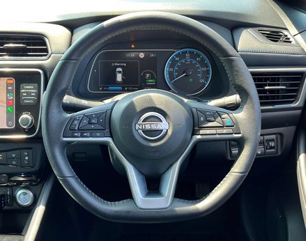 Nissan LEAF Leaf Tekna Electric 110Kw 39kWh (AUTOMATIC) 5dr 20