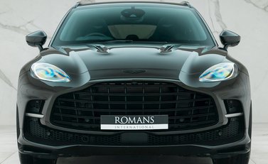 Aston Martin DBX 707 4