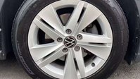 Volkswagen Golf 1.5 eTSI MHEV Life Hatchback 5dr Petrol Hybrid DSG Euro 6 (s/s) (150 ps) 28