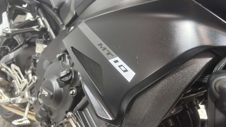 Yamaha MT-10 1000 Hyper-naked Mt 35k serviced extras new battery and MOT 30