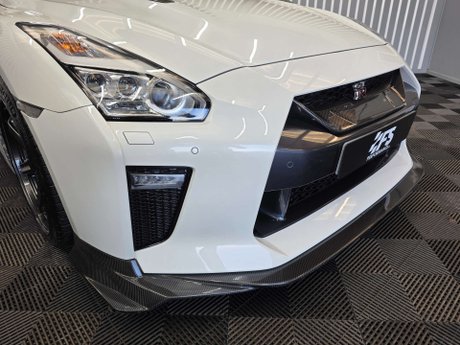 Nissan GT-R 3.8 V6 Recaro Coupe 2dr Petrol Auto 4WD Euro 6 (570 ps) 48