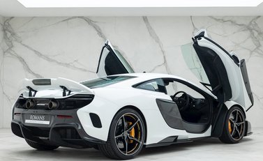McLaren 675LT 8