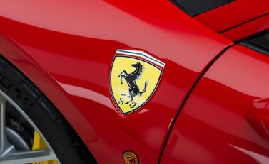 Ferrari 488 Pista 34