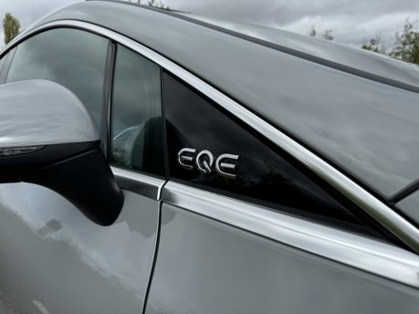 Mercedes-Benz EQE EQE 300 AMG Line Premium Plus Auto Electric 89 KWH Battery PAN ROOF/360 CAM 42