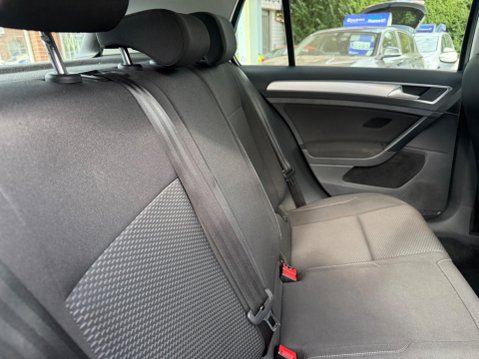 Volkswagen Golf 1.6 TDI S Euro 6 (s/s) 5dr 21