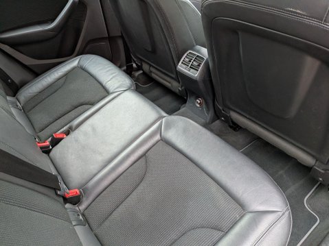 Audi Q3 2.0 TDI S line quattro Euro 5 (s/s) 5dr 15