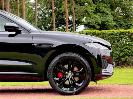 Jaguar F-Pace R-DYNAMIC HSE BLACK 90TH ANNIVERSARY EDITION 9