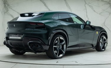 Ferrari Purosangue 6