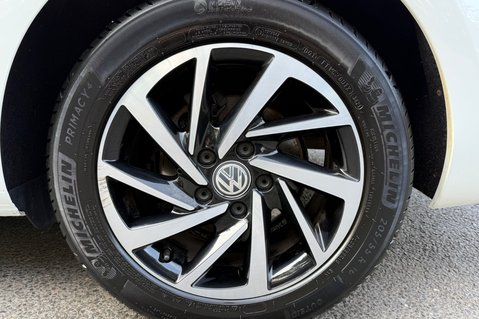 Volkswagen Golf MATCH TDI DSG - VAT Q - APPLE CAR PLAY -ADAPTIVE CRUISE -ROOFBARS 62
