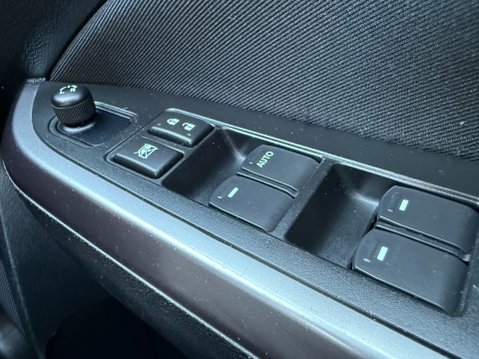 Suzuki Vitara SZ-T BOOSTERJET MHEV 22