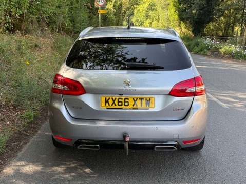 Peugeot 308 2.0 308 GT Line SW HDi Blue S/S 5dr 8