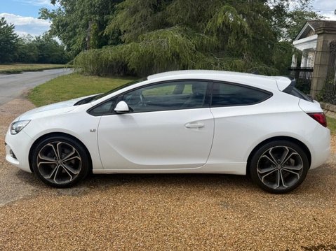 Vauxhall Astra GTC 1.6i Turbo Limited Edition Coupe 3dr Petrol Manual Euro 6 (s/s) (200 ps) 29