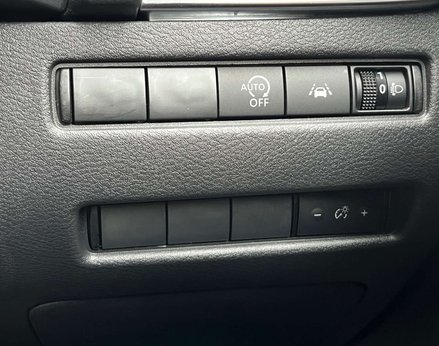 Nissan Qashqai 1.3 Qashqai N-Connecta DiG-T MHEV 5dr 61