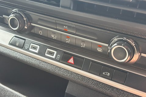 Citroen Dispatch 120 ps Driver XL Panel Van 21