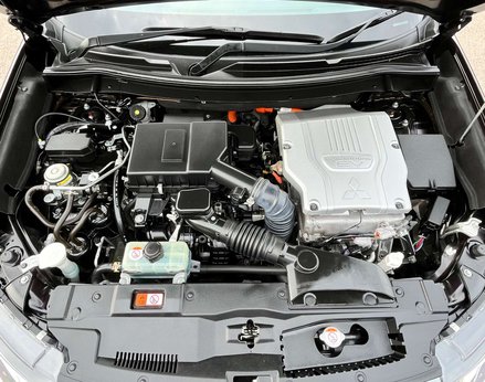 Mitsubishi Outlander 2.4 Outlander Dynamic PHEV CVT 4WD 5dr 7
