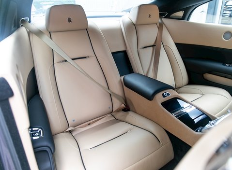 Rolls-Royce Wraith 13