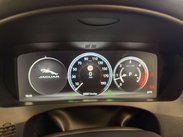 Jaguar F-Pace 3.0 D300 V6 S Auto AWD Euro 6 (s/s) 5dr 33