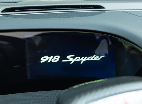 Porsche 918 Spyder 34