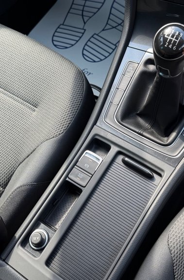 Volkswagen Golf MATCH TSI EVO - TWO OWNERS - APPLE CARPLAY - ADAPTIVE CRUISE  