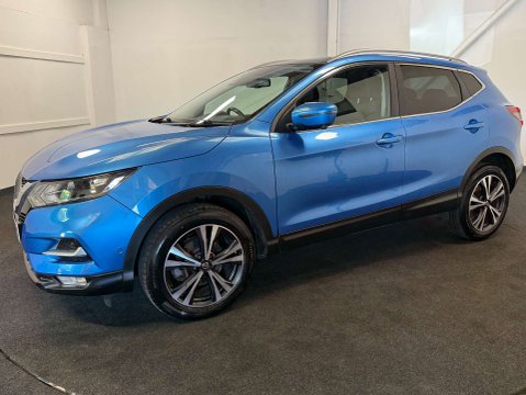 Nissan Qashqai 1.3 Qashqai N-Connecta DiG-T 5dr 2