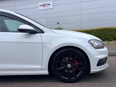 Volkswagen Golf 1.4 TSI BlueMotion Tech ACT R-Line Euro 6 (s/s) 3dr 51