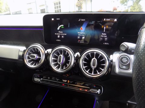 Mercedes-Benz GLB GLB 200 D AMG LINE PREMIUM 8G-DCT Euro 6 18