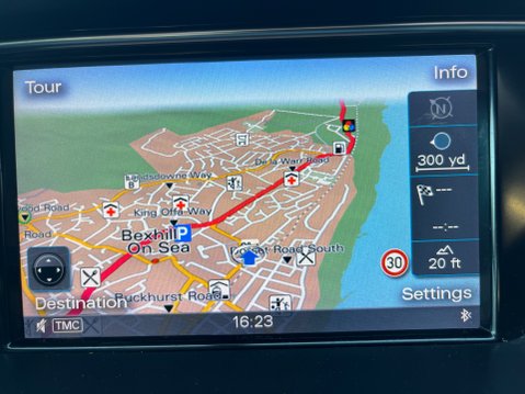 Audi A4 2.0 TDI 177 BLACK EDITION 13