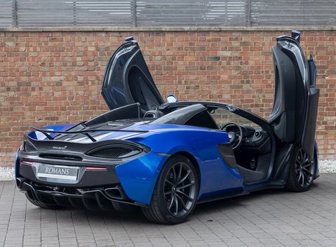 McLaren 570S Spider 8