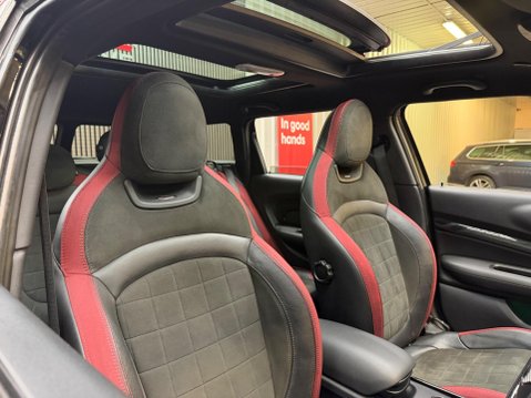 Mini Clubman 2.0 Cooper SD Auto Euro 6 (s/s) 6dr 33