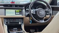 Jaguar XF 2.0d Portfolio Saloon 4dr Diesel Auto Euro 6 (s/s) (163 ps) 19