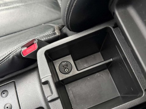 Nissan X-Trail 2.0 dCi Tekna Auto 4WD Euro 5 5dr (AVM) 76