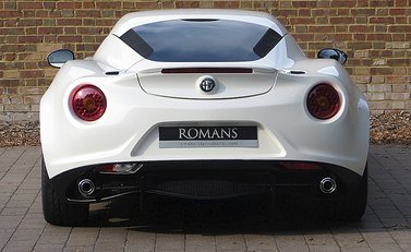 Alfa Romeo 4C 15