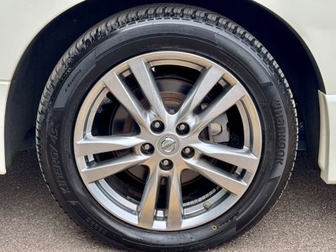 Nissan Elgrand Highway Star 78