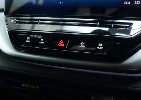 Volkswagen Id.4 Pure Performance 52kWh Life SUV 5dr Electric Auto (170 ps) 40