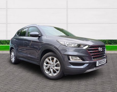 Hyundai TUCSON T-GDI SE NAV 9