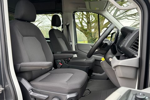 MAN TGE 3.180 4Motion Standard Hr DCIV - DSG Auto - 5 Seats 4