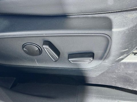 Ford Kuga 2.5h Duratec ST-Line X Edition CVT Euro 6 (s/s) 5dr 15