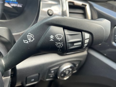Ford Ranger 2.0 EcoBlue Wildtrak Auto 4WD Euro 6 (s/s) 4dr 39
