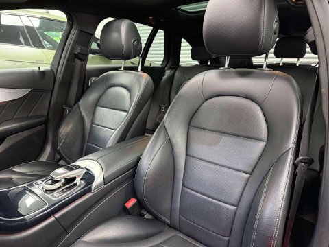 Mercedes-Benz C Class 2.1 C300h BlueTEC AMG Line Estate 5dr Diesel Hybrid G-Tronic+ Euro 6 (s/s) 37