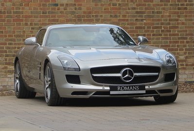 Mercedes-Benz SLS AMG