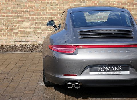 Porsche 911 (991) Carrera 4S 15